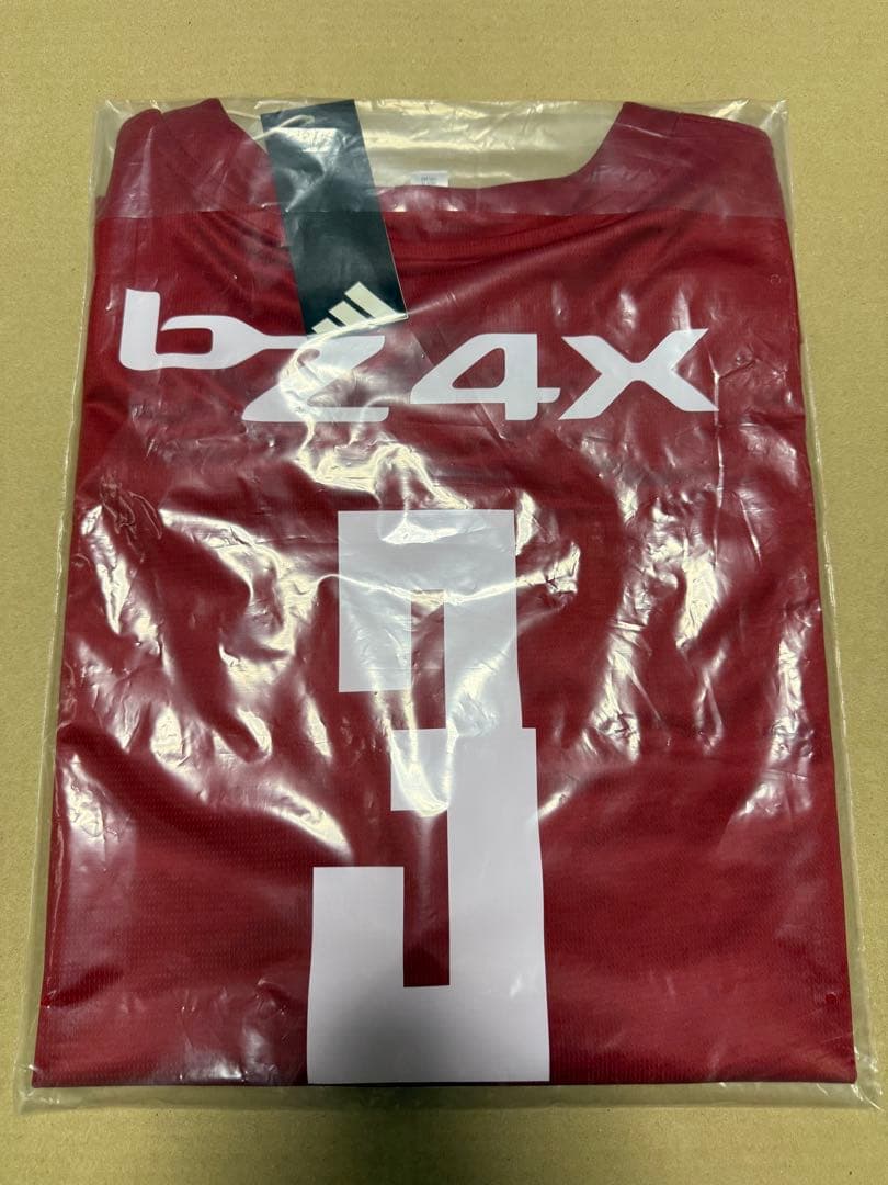 アルバルク東京 テーブス海 ファンユニフォーム