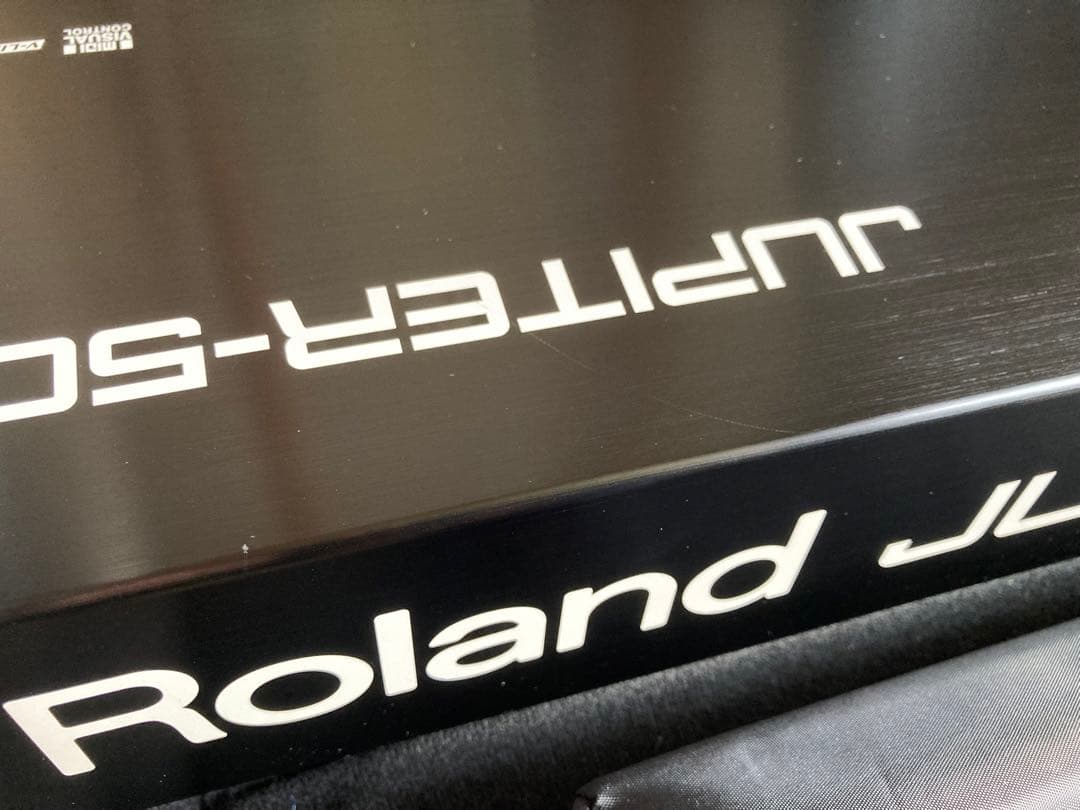 Roland Jupiter-50 シンセサイザー 純正ケース付き