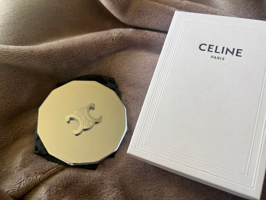 新品未使用♡CELINEトリオンフキャンドルリッド シルバー - メルカリ