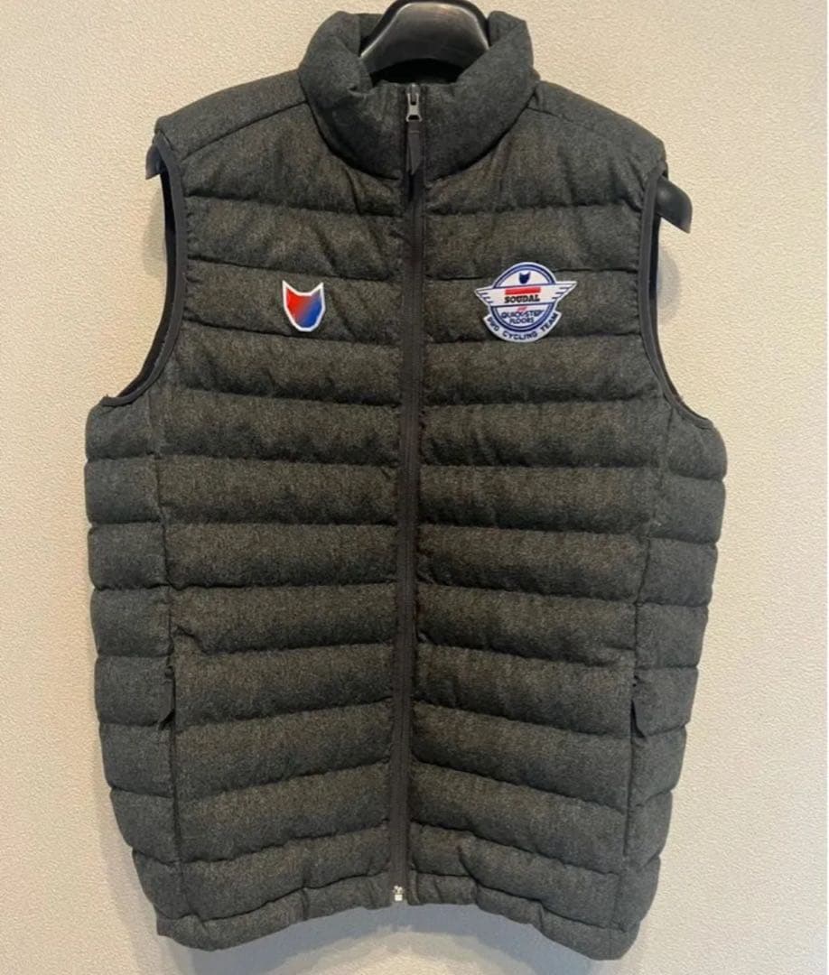 選手支給品　SOUDAL QUICK-STEP ダウンベスト