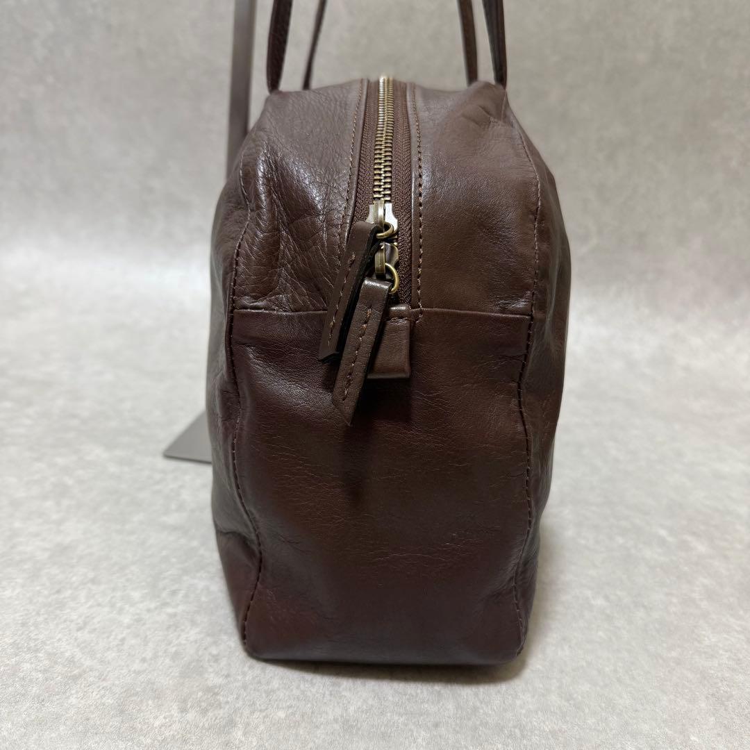 「がんばりどきも私らしく」一田憲子さんとつくったラウンドレザーバッグブラウン