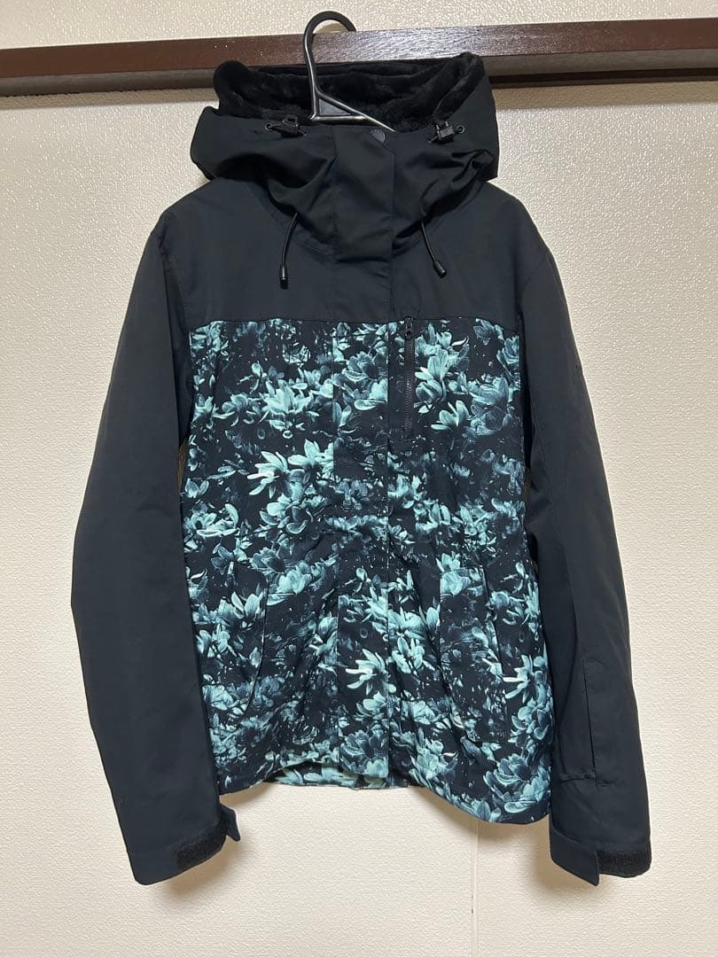 ロキシー スノーボード レディースS インナー付& ロキシー新品ビーニー　セット