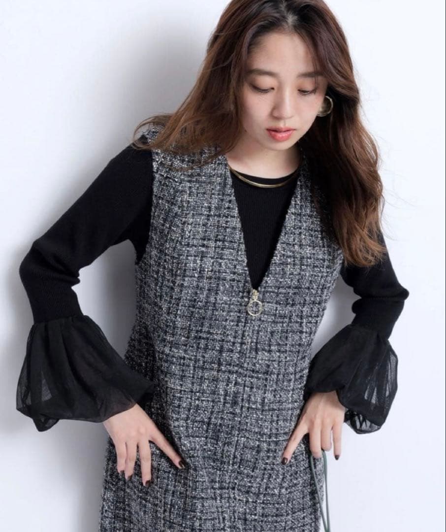 96【新品タグ付】JUSGLITTY リングファスナージャンスカ