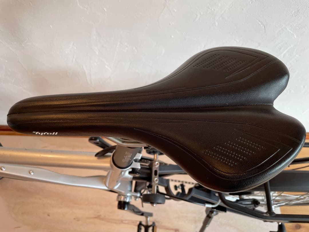 TYRELL IVE 2017年モデル 18インチ