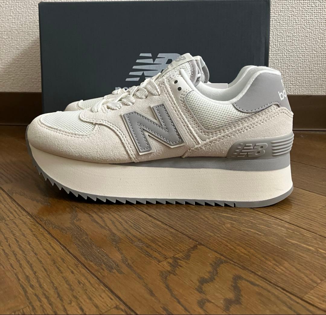24.5cm ニューバランスWL574 オフホワイトカラー 厚底スニーカー