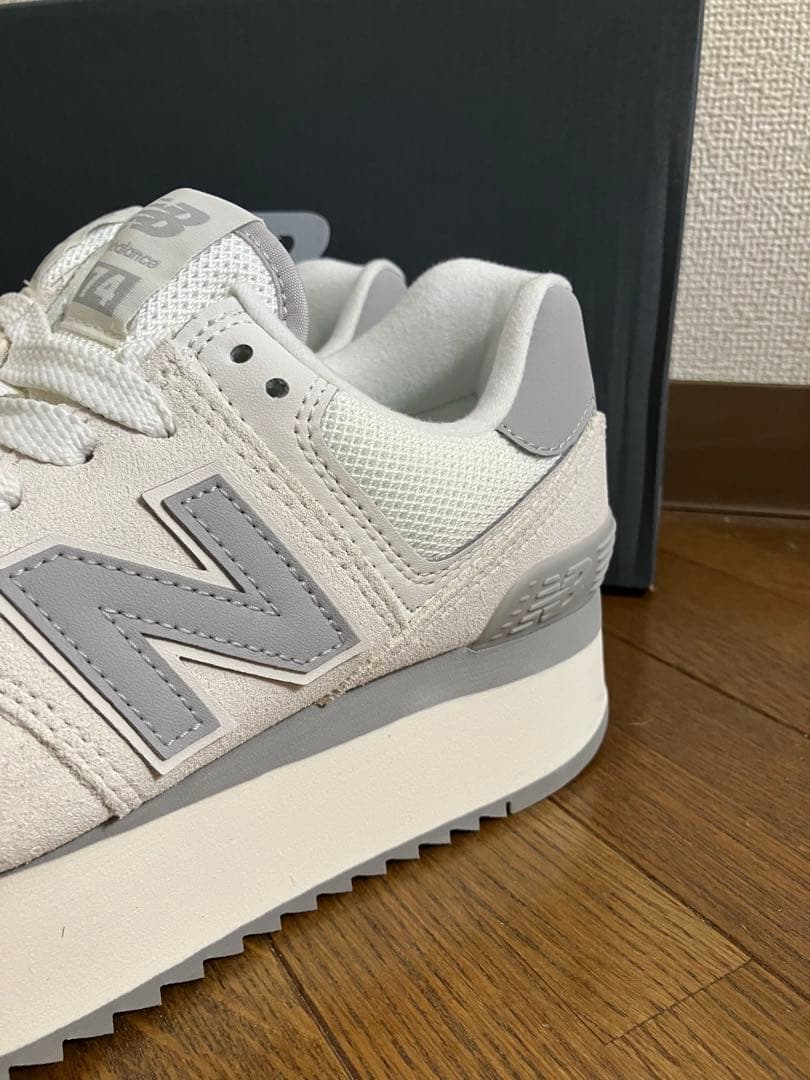24.5cm ニューバランスWL574 オフホワイトカラー 厚底スニーカー