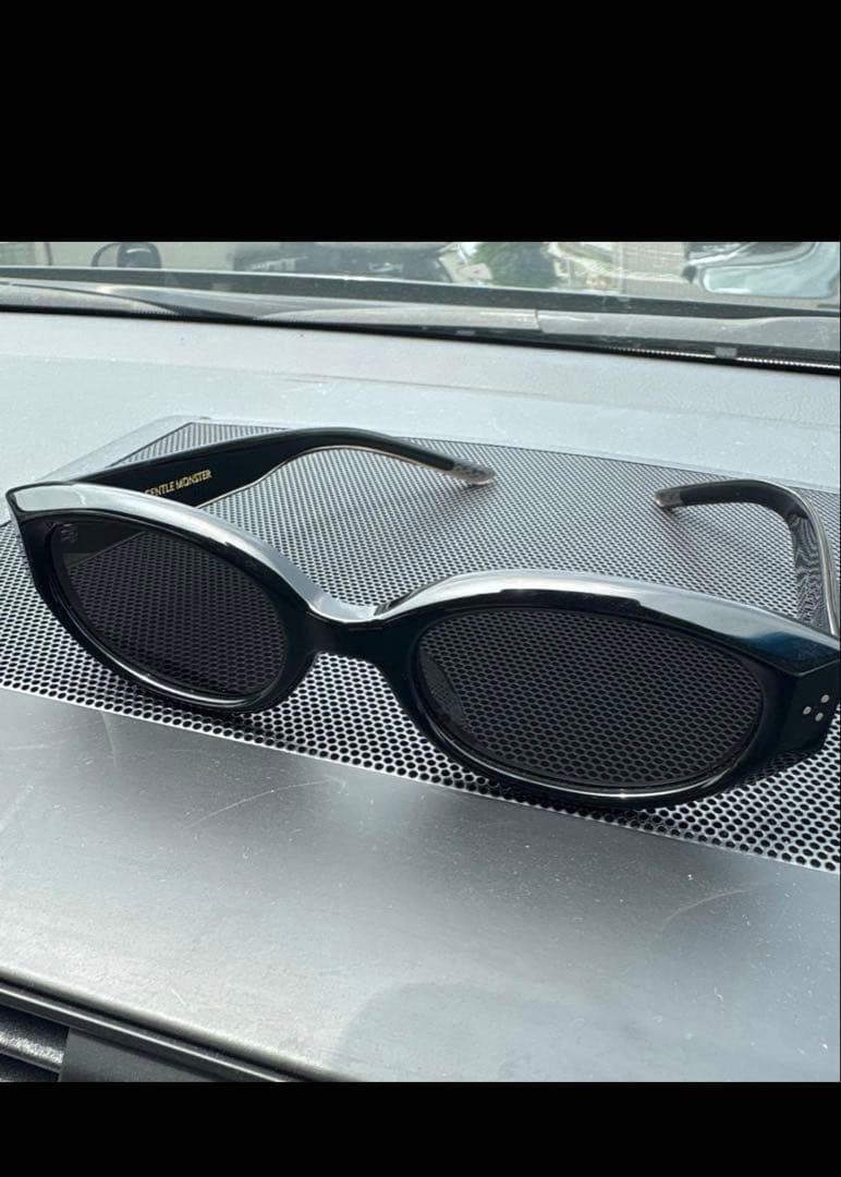 GENTLE MONSTER ブラック サングラス　VOID