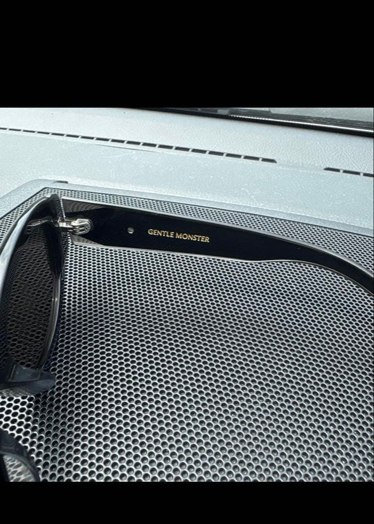 GENTLE MONSTER ブラック サングラス　VOID