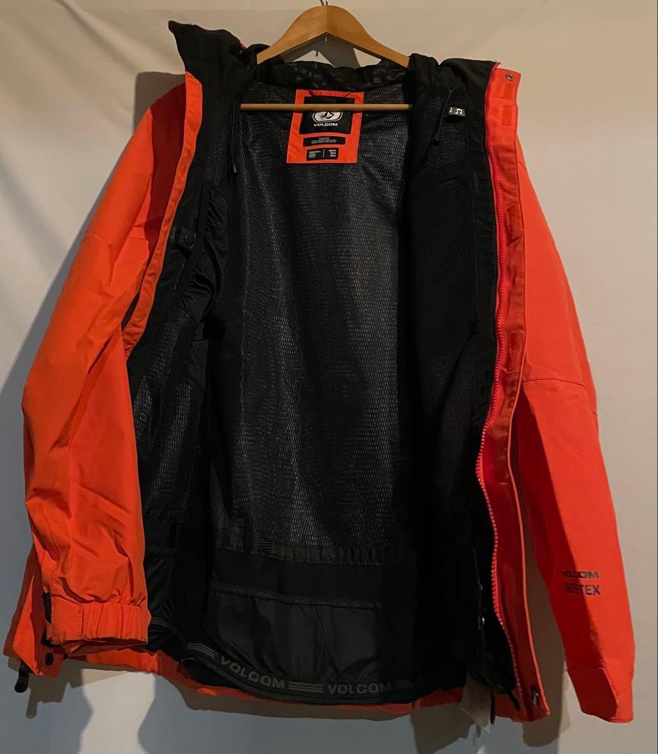 VOLCOM GORE-TEX スノーボードジャケットクリーニング&撥水加工済み