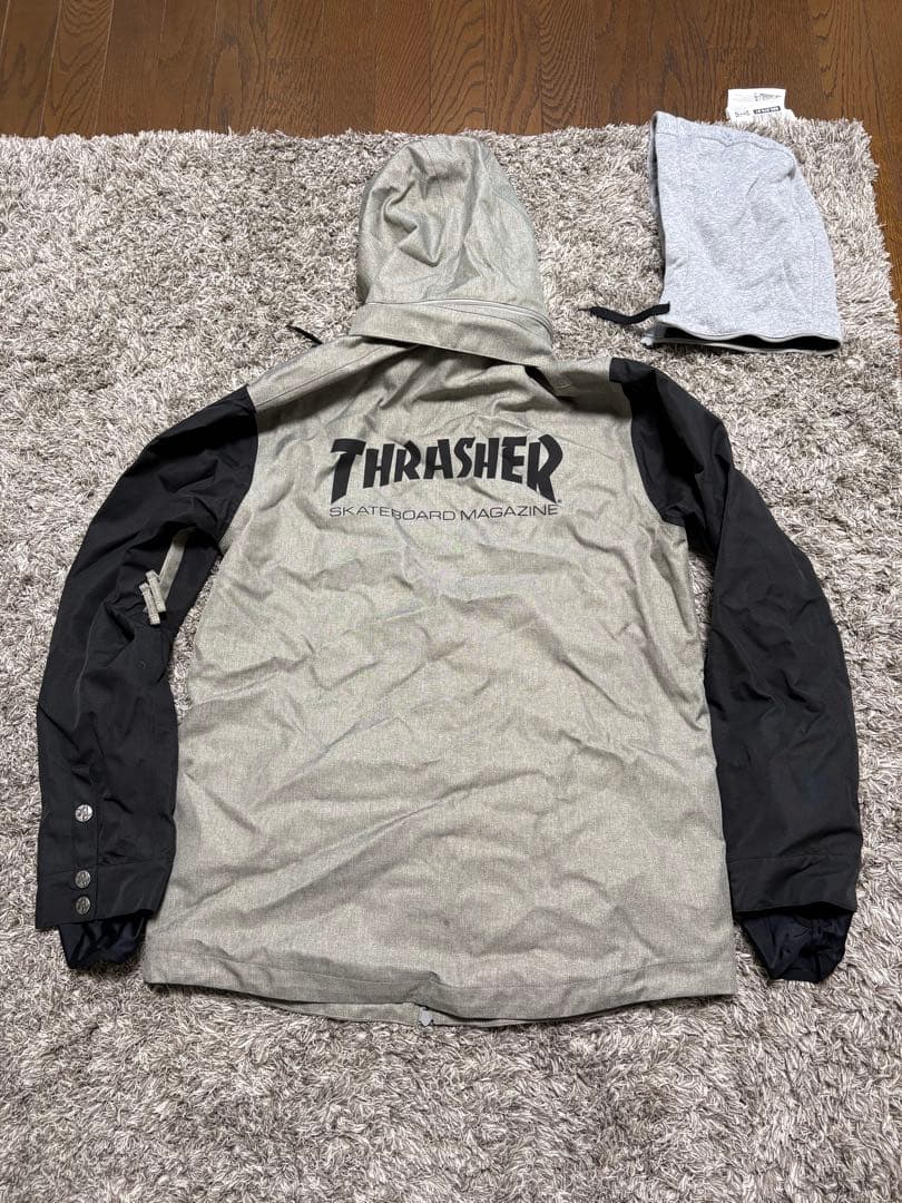 THRASHER スノボ　ウェア　パーカー