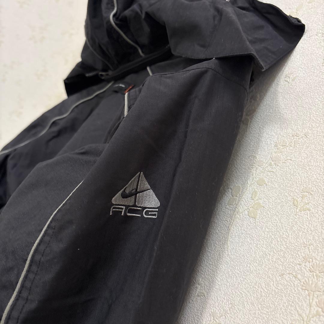 NIKE☆ナイキACG ブラックジャケット☆スキーウェア、スノーボ