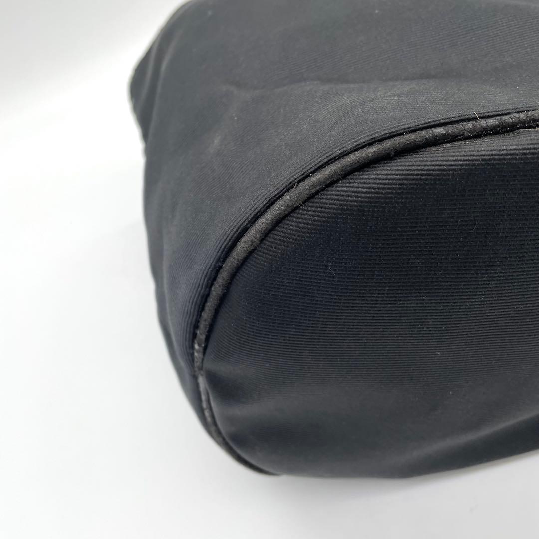 【美品】フェンディ　ミニトート　ハンドバッグ　ナイロン　バケット型　ロゴライン