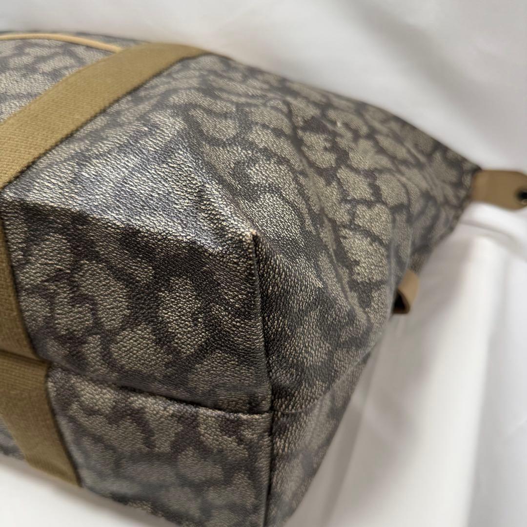 ✨美品✨イヴサンローラン ボストンバッグ 肩掛け 大容量 ジラフ柄 PVC