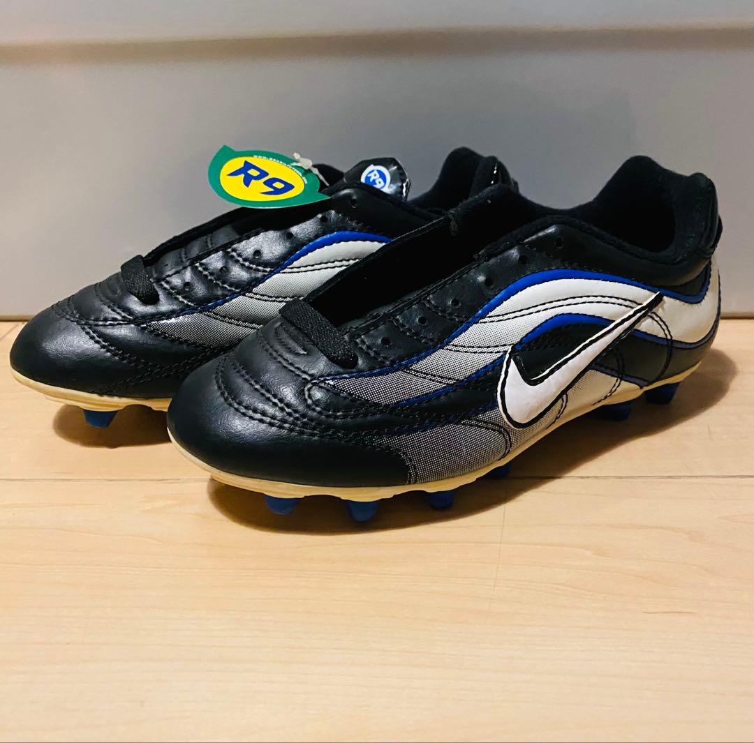 Nike ナイキ キッズサッカースパイク マーキュリアル ロナウド - メルカリ