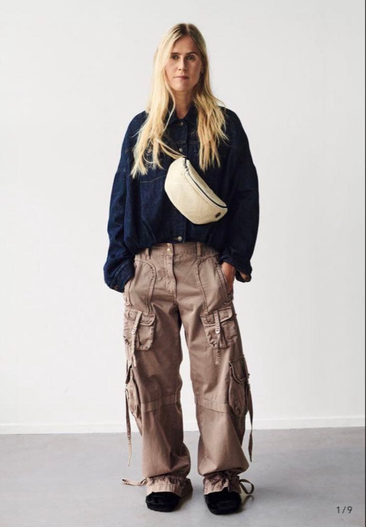 新品、未使用artipoppe アーティポッペ ウエストバッグ箱付き