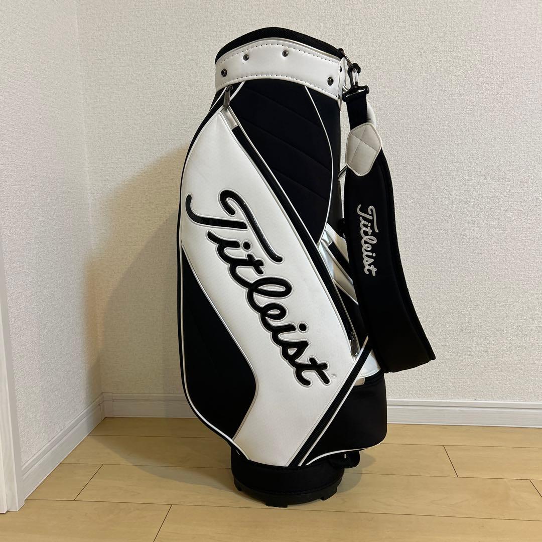 Titleist ゴルフバッグ・キャディバッグ　美品　タイトリスト　フード未使用