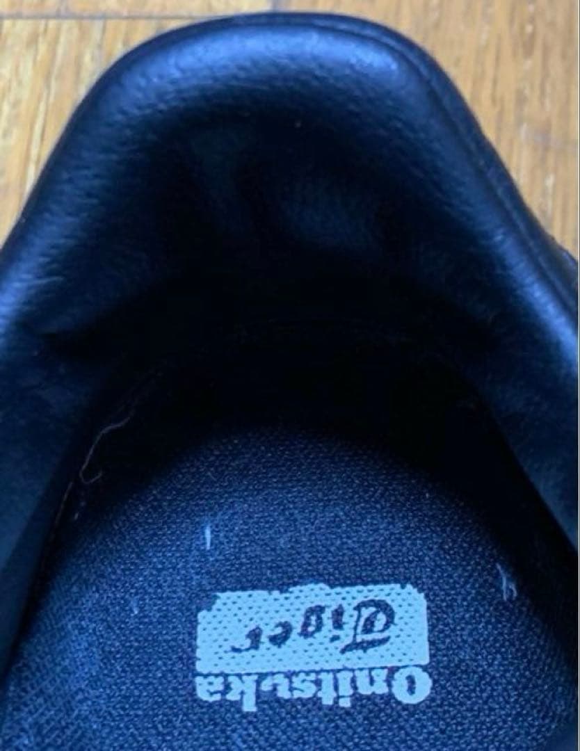 10時まで限定価格　オニツカタイガー　デレシティ　 オールブラック　スニーカー