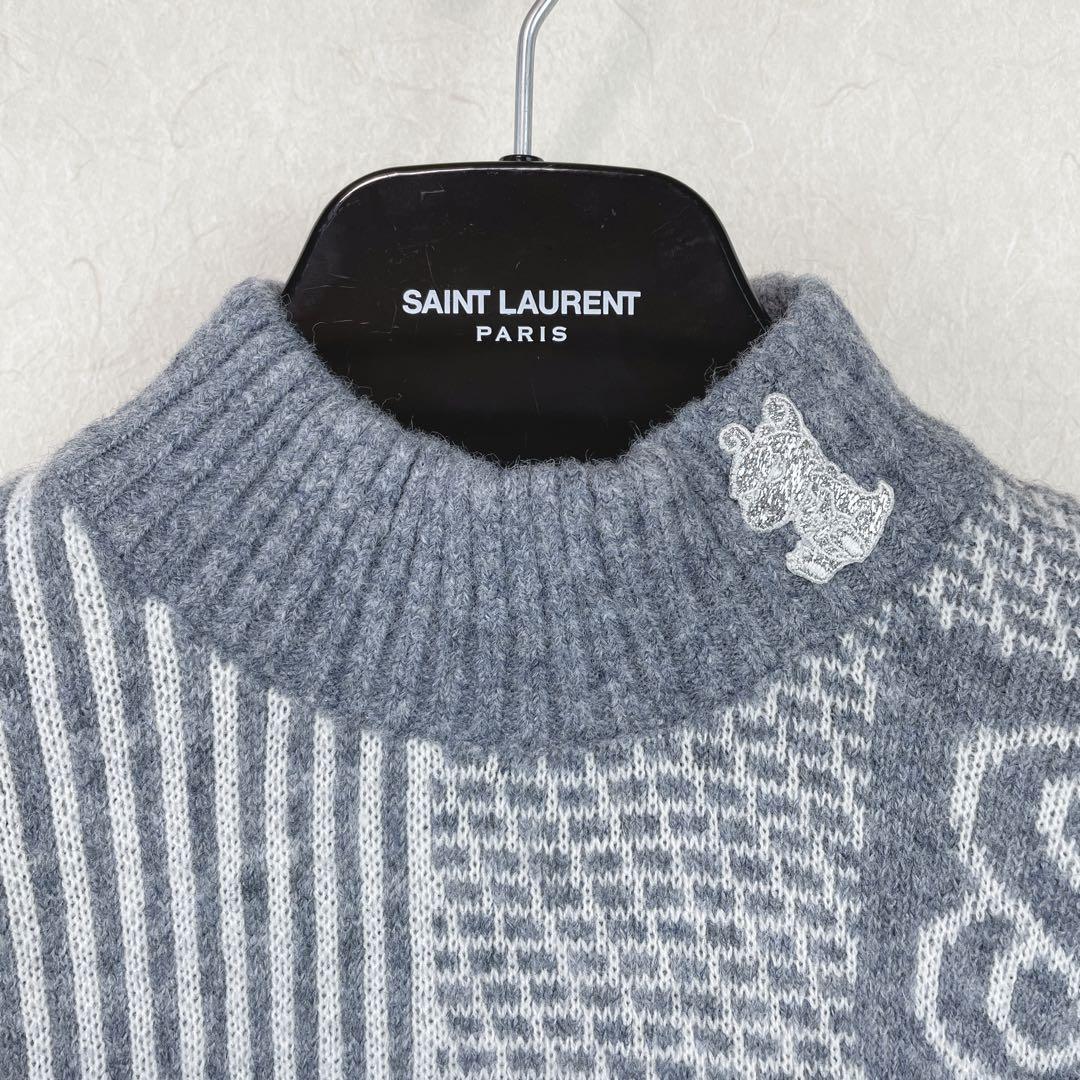 【新品未使用 ダンスウィズドラゴン】キラキラロゴ入りハイネックセーター２号