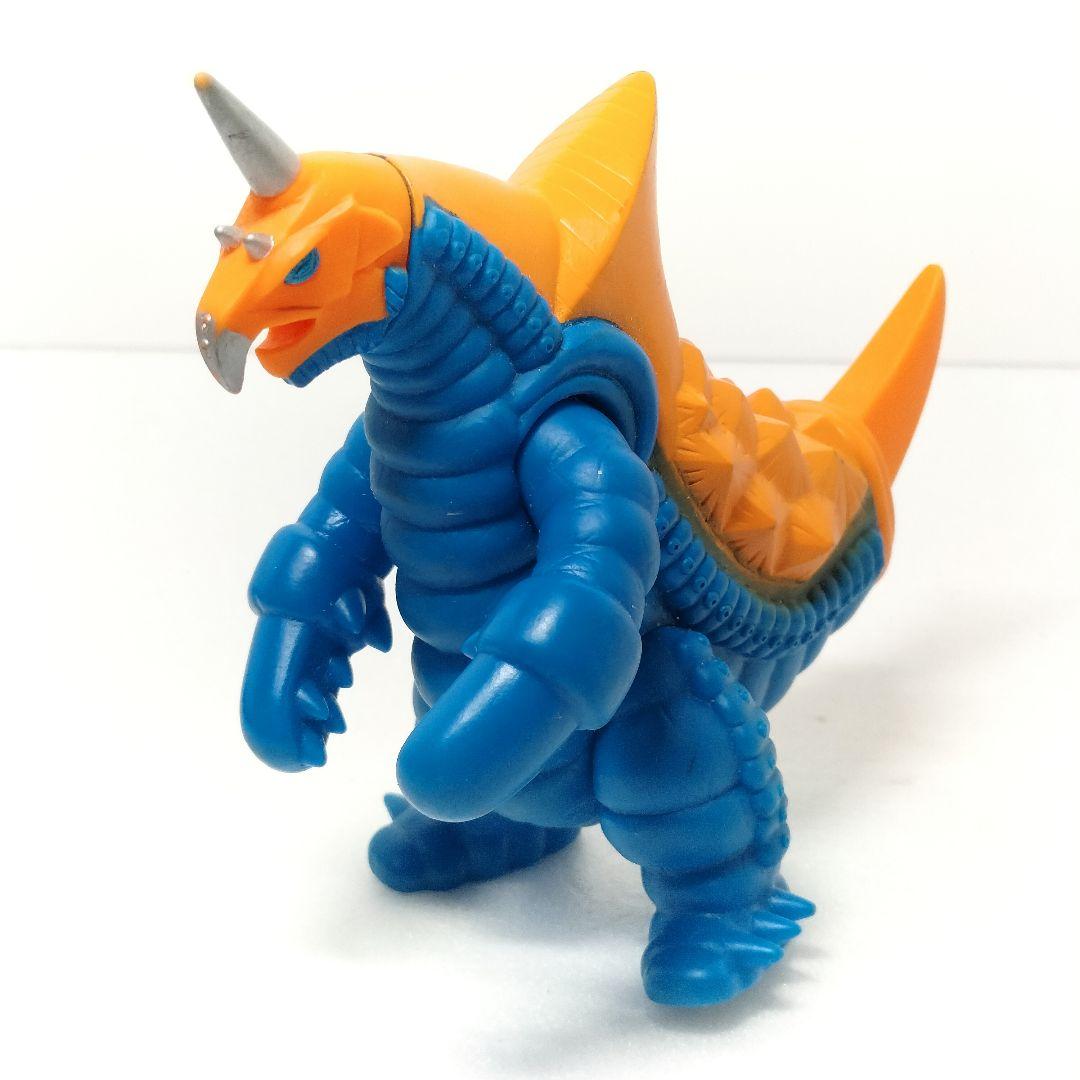 ウルトラ怪獣500 バキシム ソフビ フィギュア ライブサイン付き - メルカリ