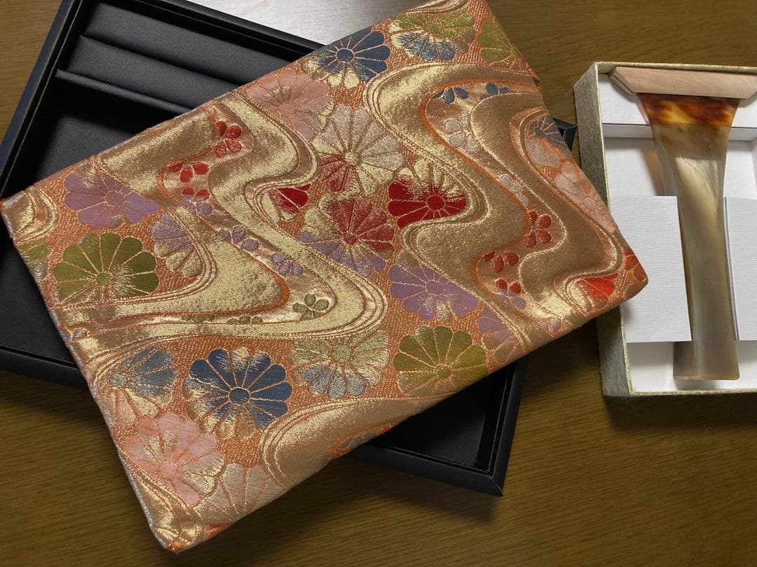 三味線バチ 撥　天然素材 鼈甲撥 高級品 本物保証　ケース付き