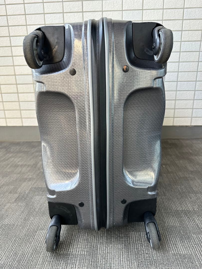【美品】サムソナイト　ファイヤーライト　キャリーケース 69リットル　グレー