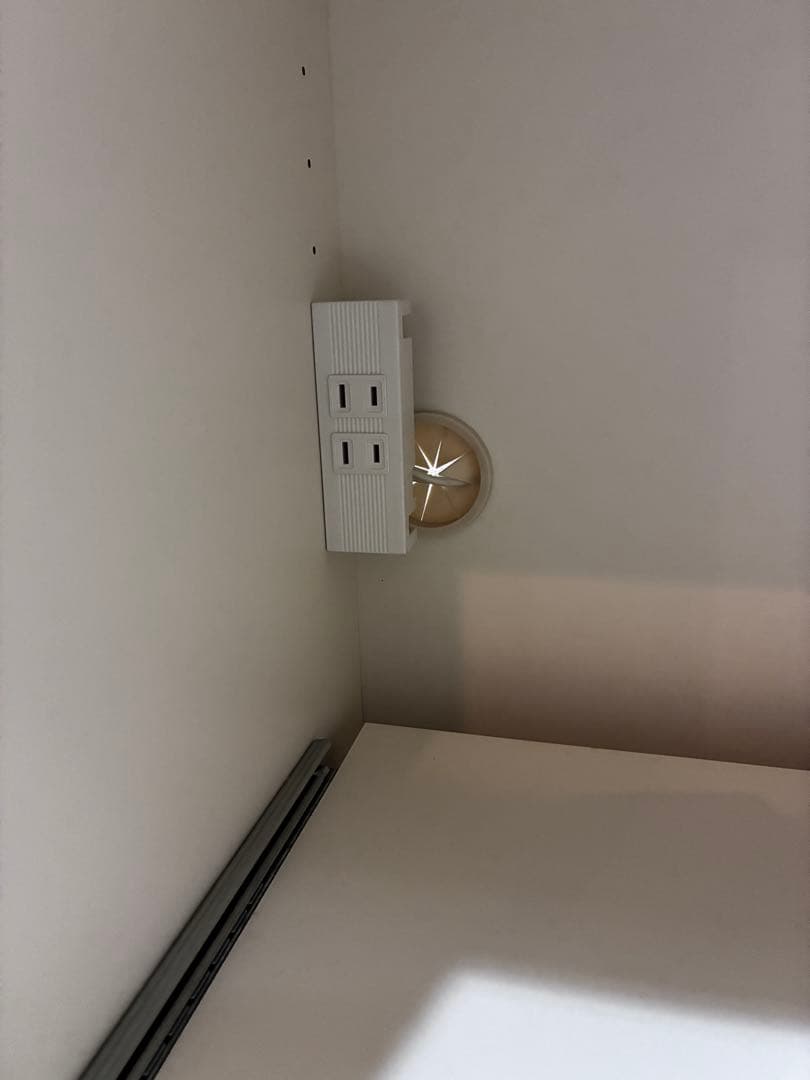 美品！【 パモウナ 】キッチンカウンター　ダイヤモンドハイグロス