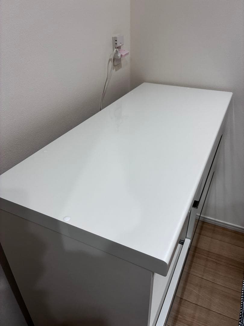 美品！【 パモウナ 】キッチンカウンター　ダイヤモンドハイグロス