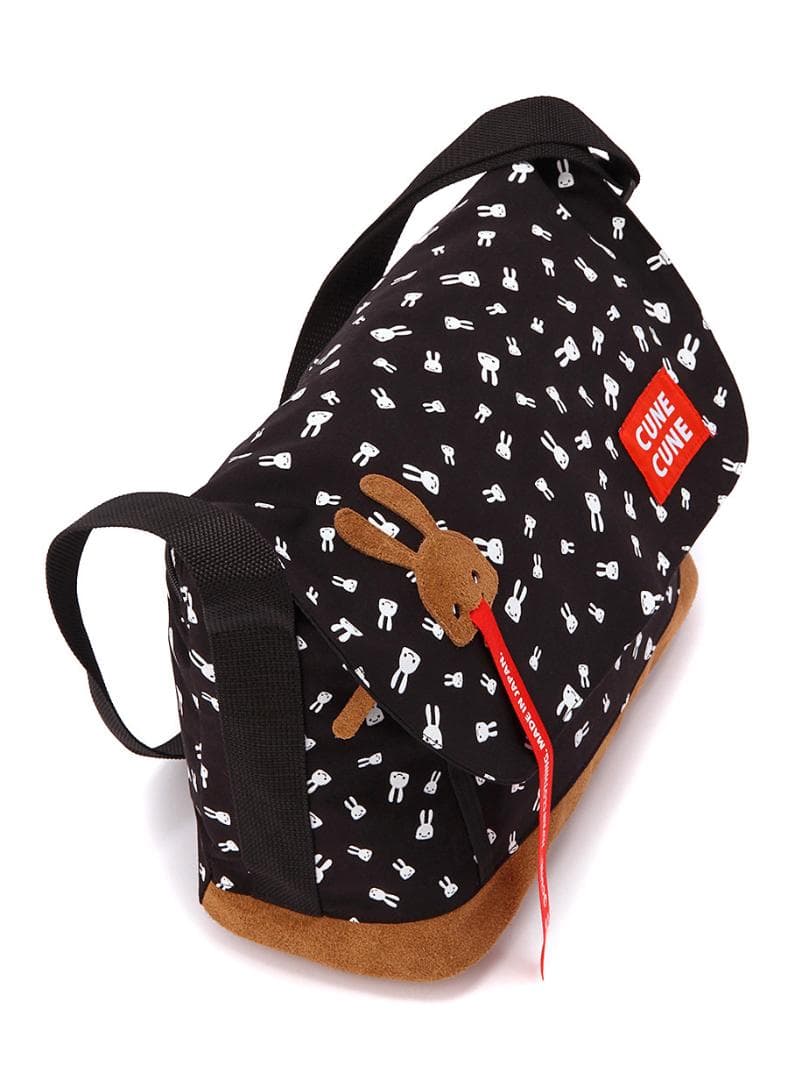 CUNE　キューン　帆布メッセンジャーバック　うさぎいっぱい