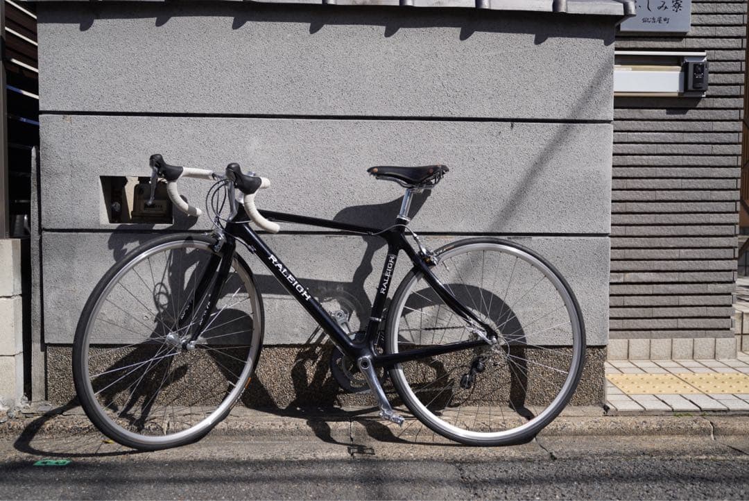 【貴重】 RALEIGH フルカーボン CARLTON ロードCRE 廃盤モデル