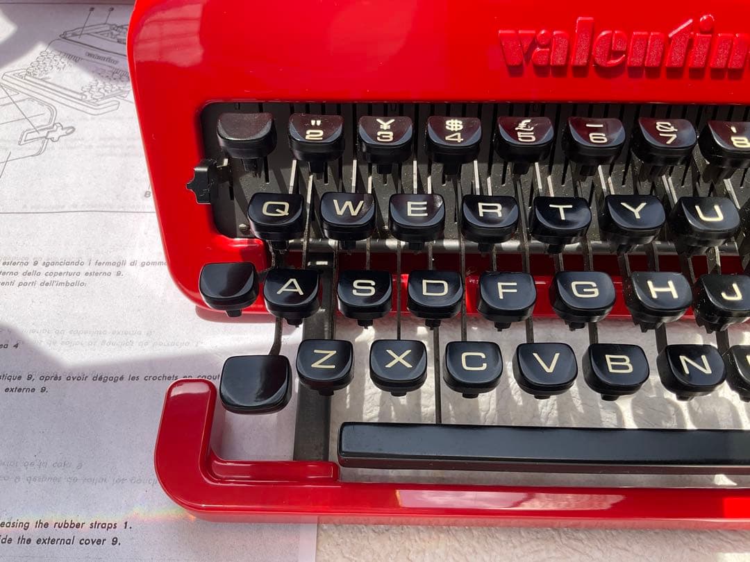 olivetti valentine 整備済　完動品　中古品　超綺麗