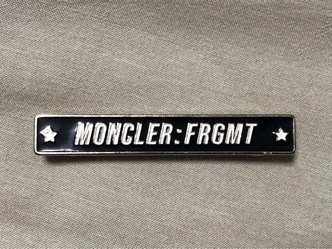 moncler fragment ピンバッジ