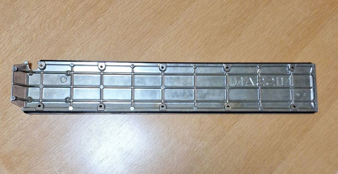 バーニーさん！純正メッキ加工 NISSAN R31 RB20 プラグカバー - メルカリ