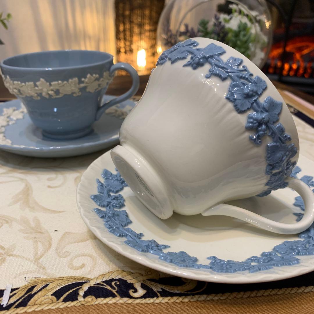 ウェッジウッド エンボスド クイーンズウェア ティーカップ＆ソーサー