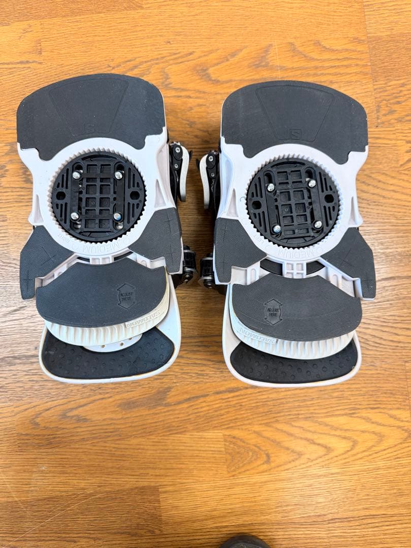 サロモン スノーボード ビンディング　salomon Mサイズ