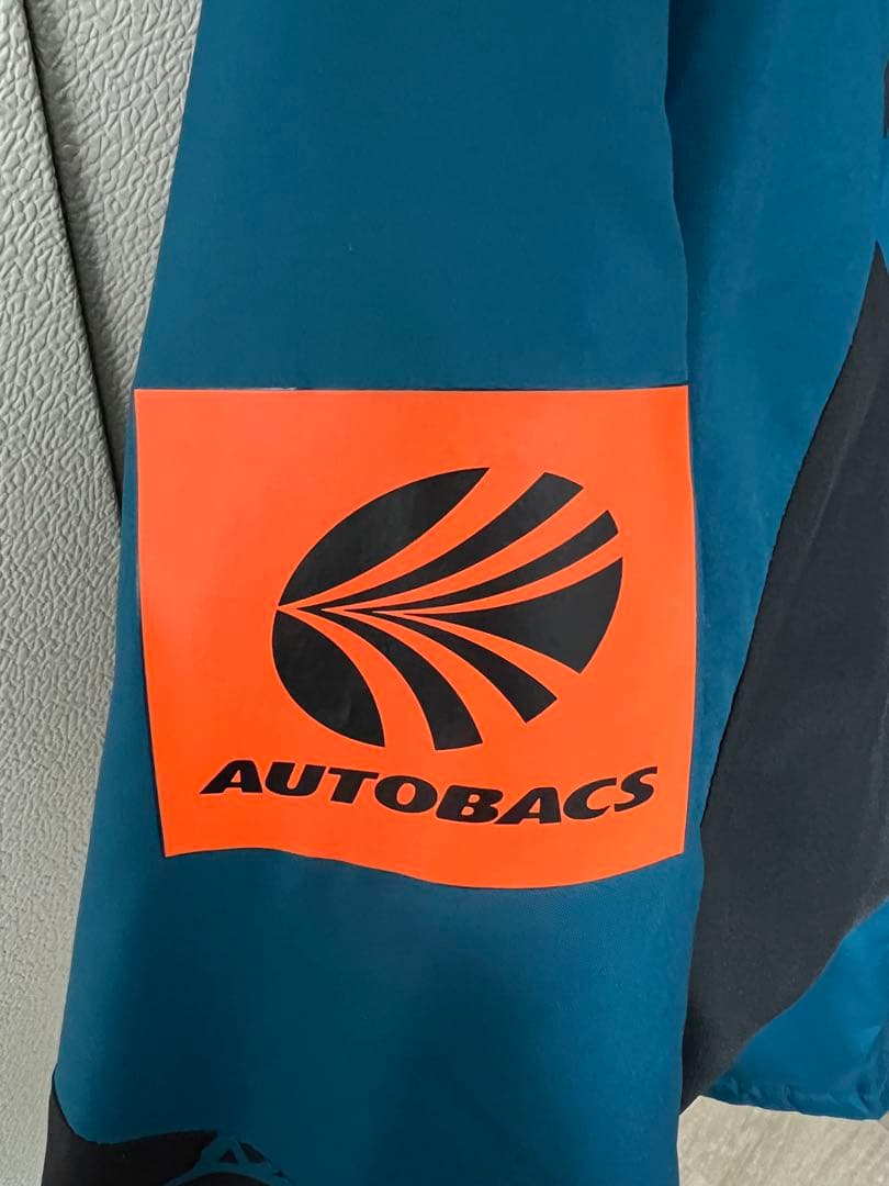 あ*し様 【美品】北海道コンサドーレ札幌 2025 ウォーマーシャツ 2XL