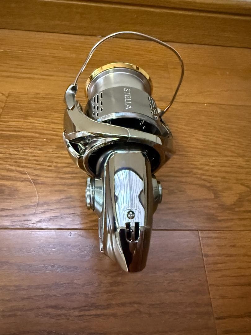 SHIMANO 18STELLA 4000MHG スピニングリール　新品未使用品