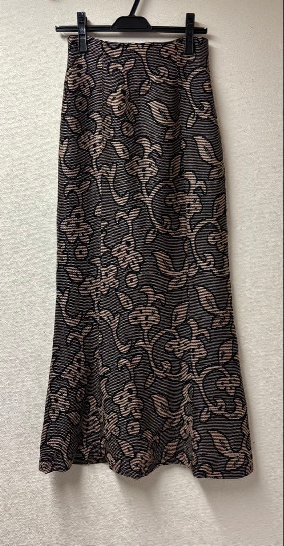 TODAYFUL トゥデイフル ジャガードリーフペンシルスカート　38サイズ