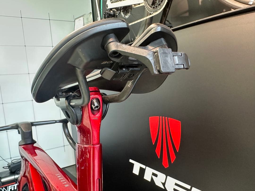 ヨッシー46、 美品Project One GEN7 マドンSLR