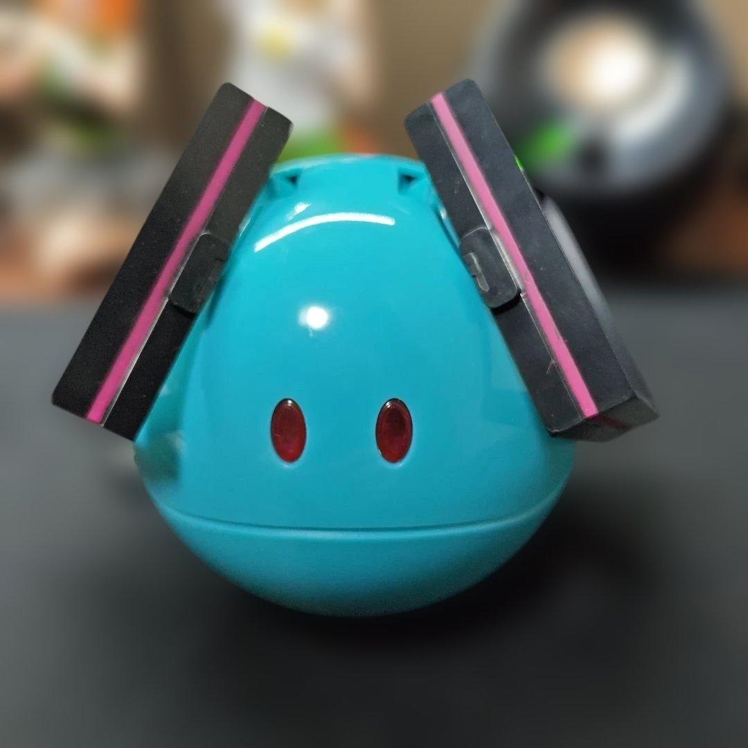 ガンダム45周年✕初音ミク 元気なハロスピーカー ミクver. - メルカリ