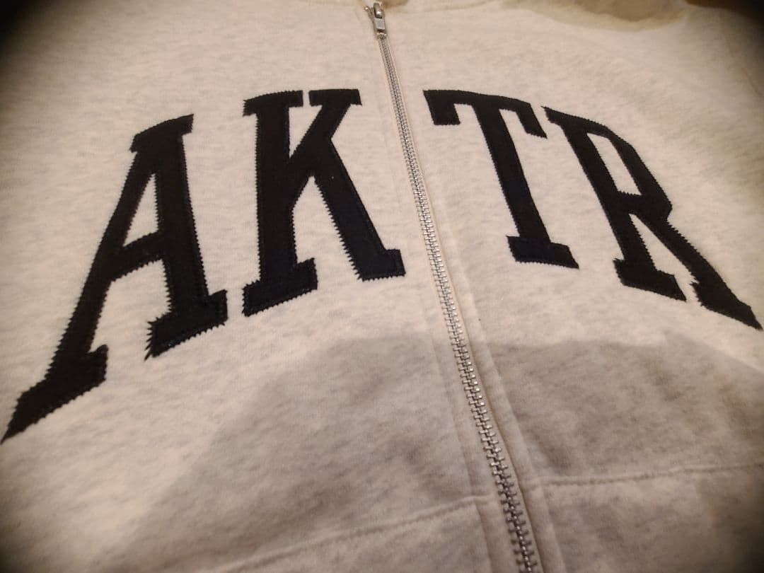 AKTR グレー フルジップパーカー(オートミール)M寸