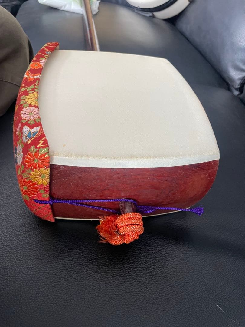 ヒロコはん三味線 赤木？ 細棹 皮破れなし　動作品