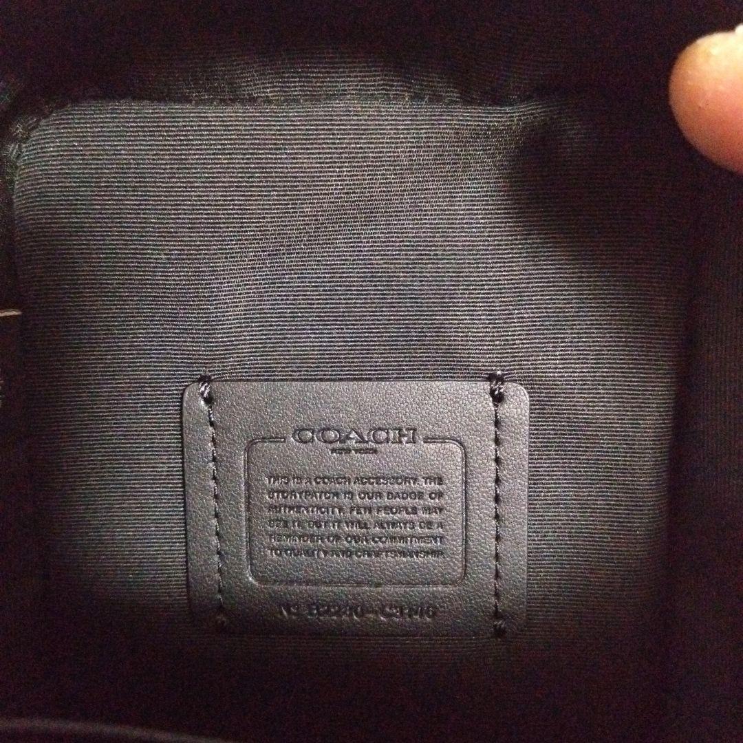 Coach ブラックレザー ボディーバッグ