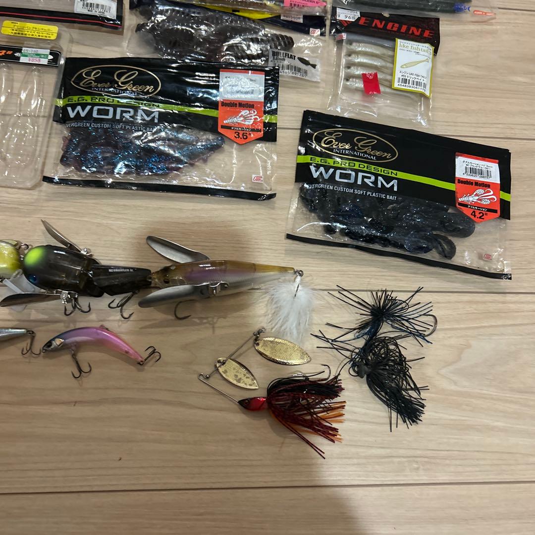 ルアーまとめ売り - メルカリ
