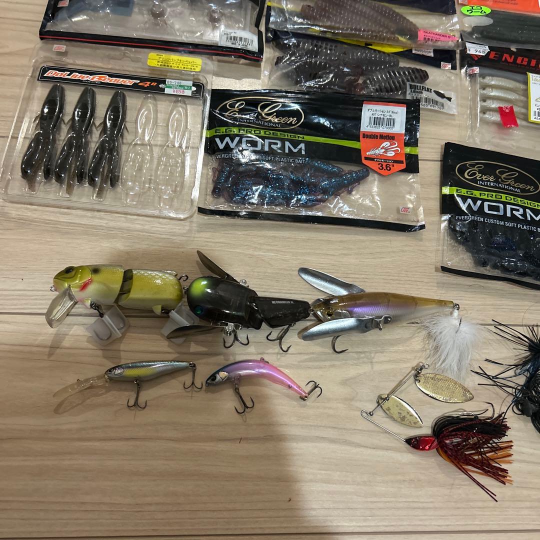 ルアーまとめ売り - メルカリ