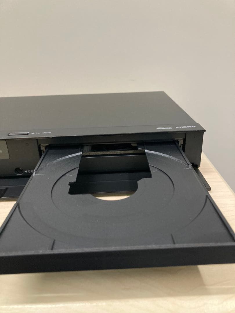 めっちゃ綺麗　リモコン新品　シャープ　AQUOS ブルーレイ　BD-NW510