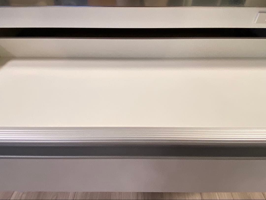 収納物を考えたキッチンカウンター ロータイプ