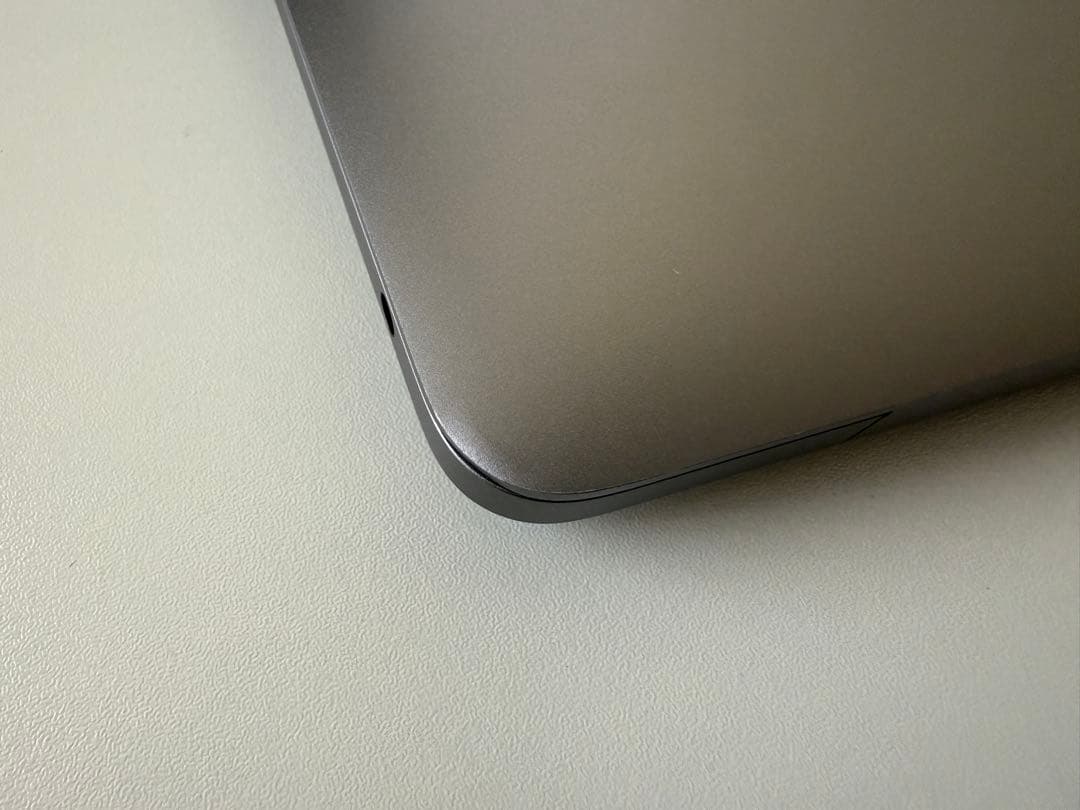 MacBook本体 MacBook Air M1 2020 8GB/256GB