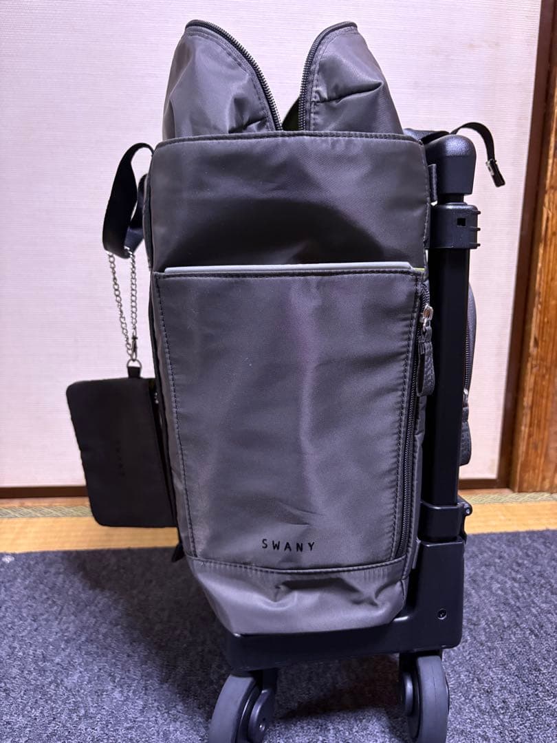 スワニー　Mサイズ　ブラウン　75ミリキャスター