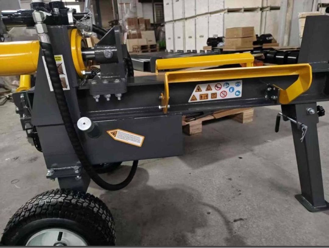 Exect 十字割刃も付属　薪割り機破砕力18T