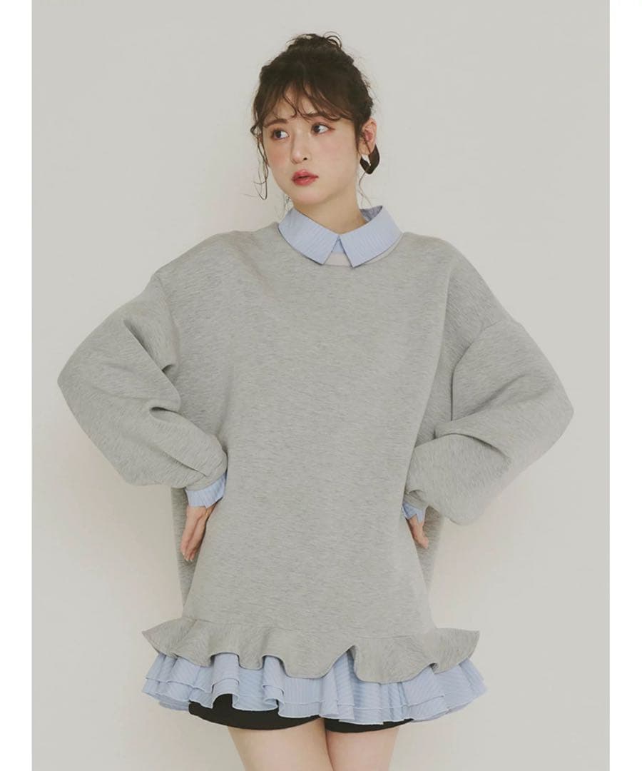 新品Olu. オルドット フリルレイヤードダンボールスウェット